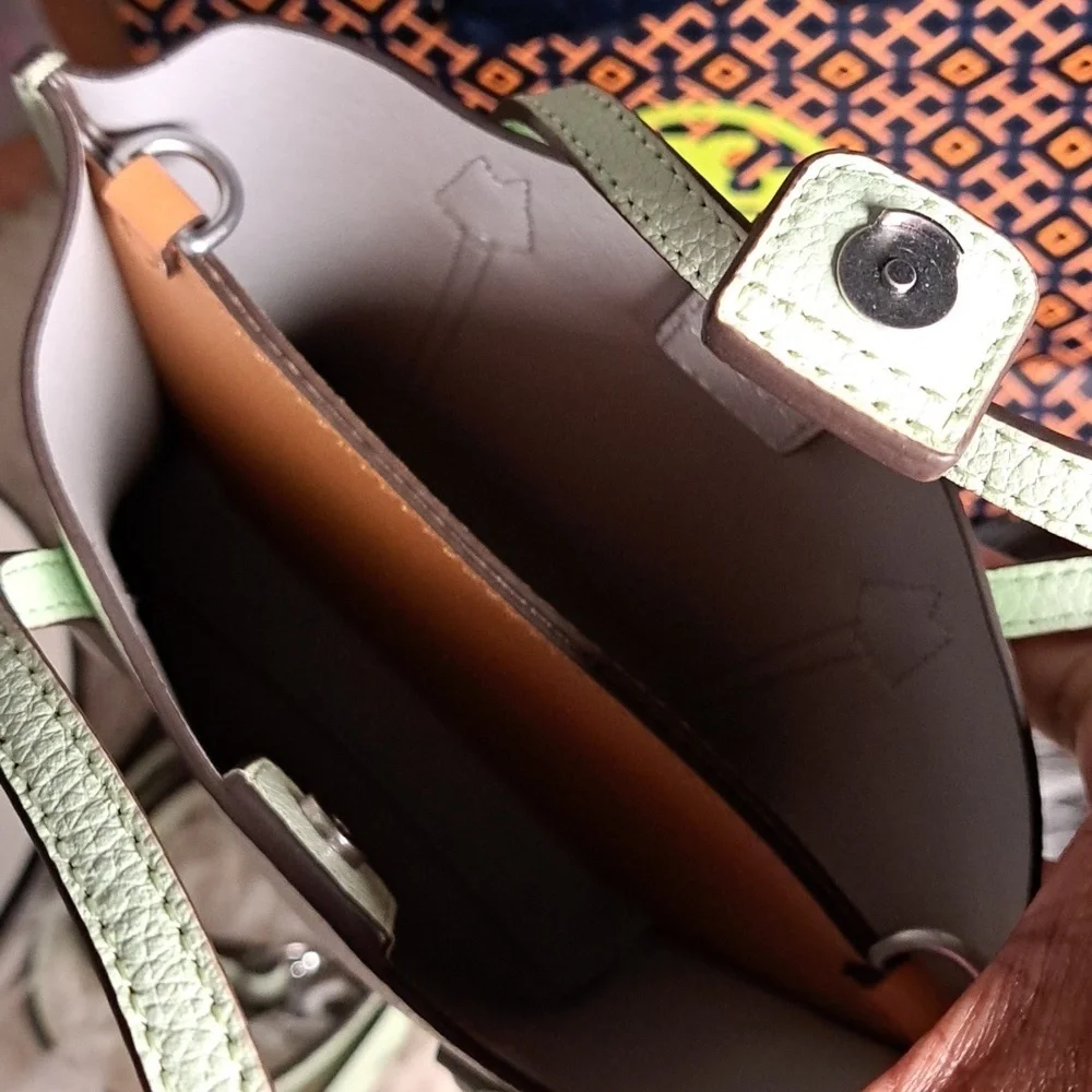 Tory Burch NWOTs Perry Mini leather Crossbody